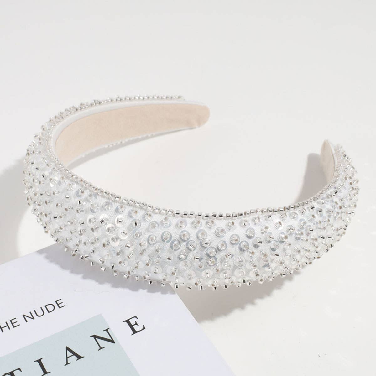 SIMPLE WIDE-BRIMMED RHINESTONE HEADBAND_CWAHA2243