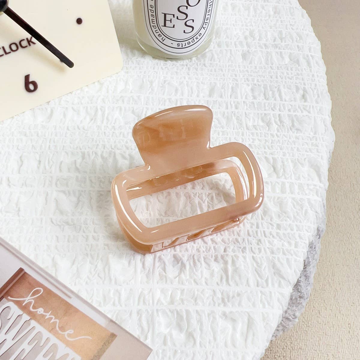 Heart Acetate Hair Claw - Minimalist Chic Clip_CWAHA1596