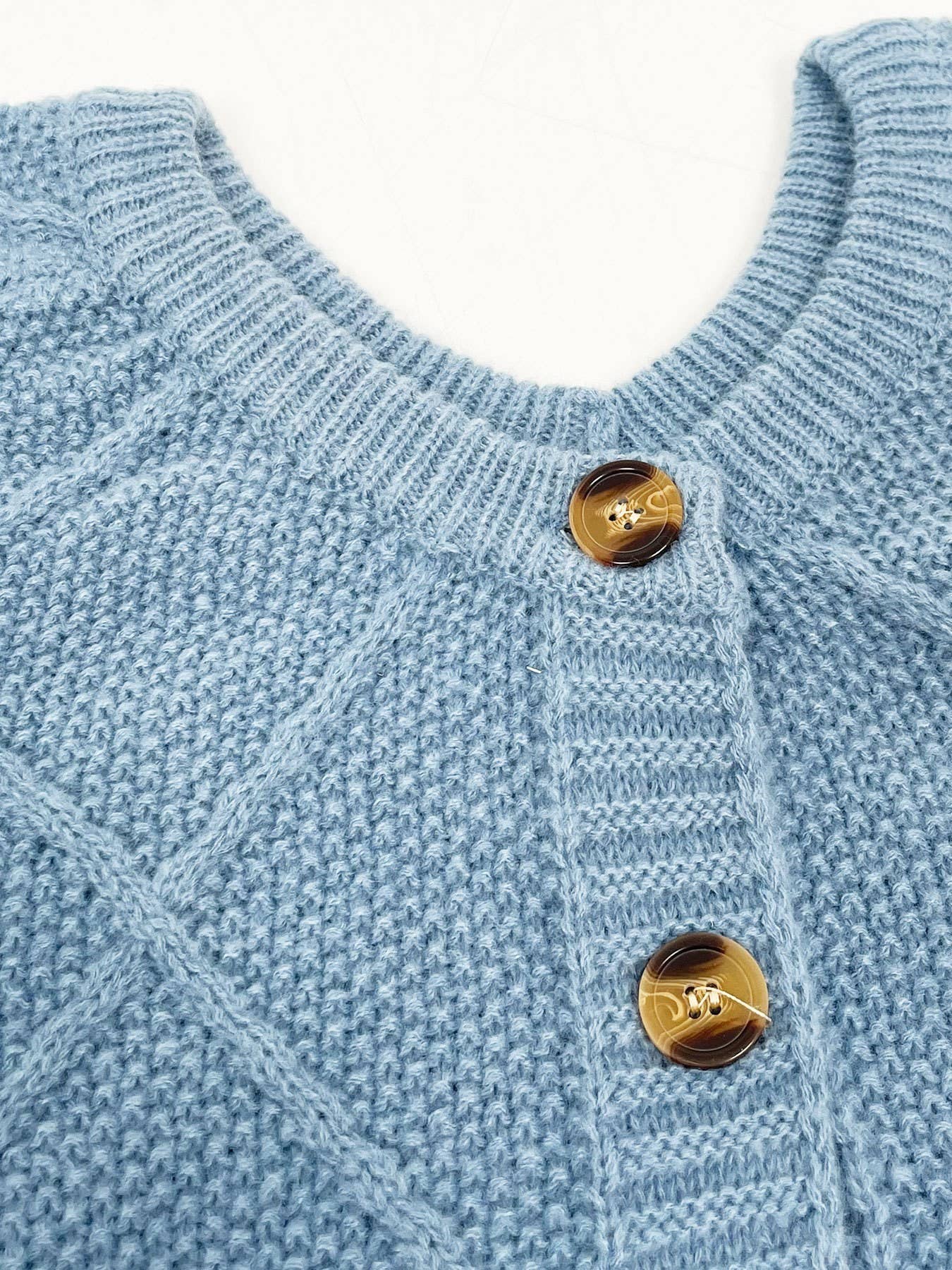 Solid-color diamond-check loose knitted cardigan