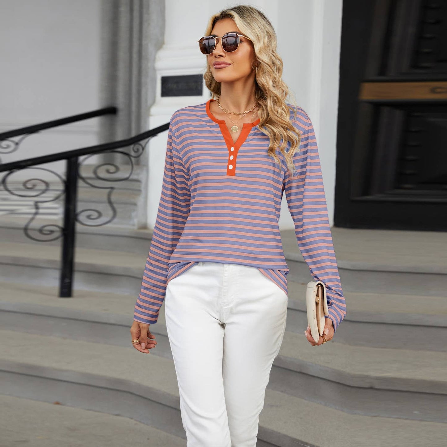 V-NECK LONG SLEEVE T-SHIRT WITH COLOR STRIPES