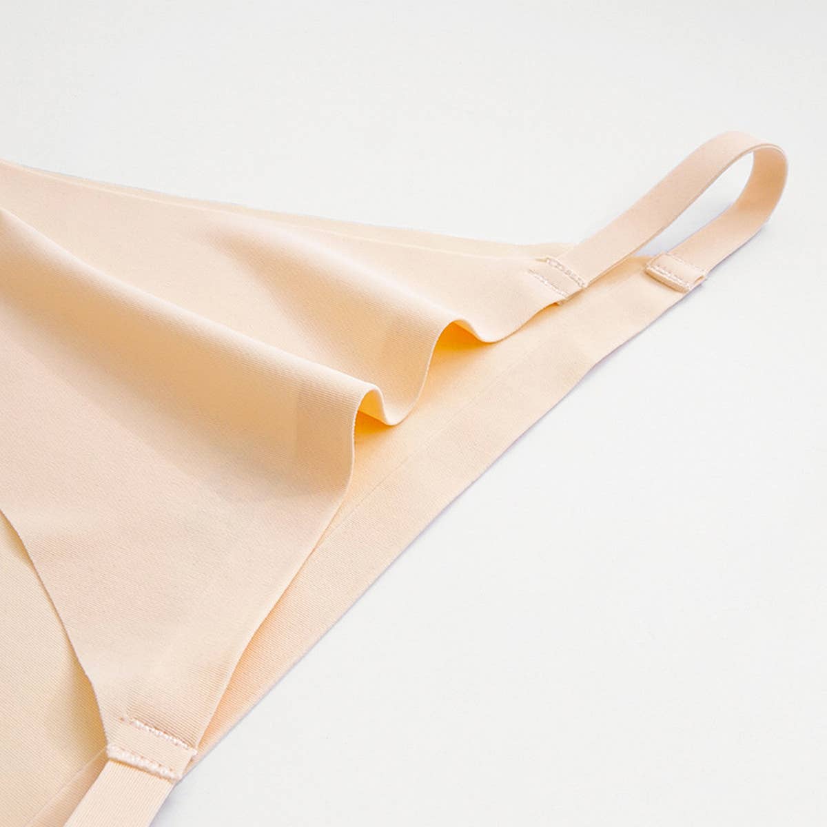 PURE DESIRE SEAMLESS LARGE SIZE BRIEFS_CWMU0272