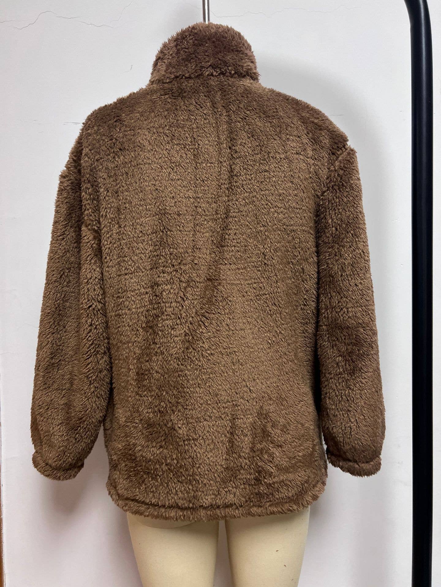 Thick fashionable and loose plush casual coat