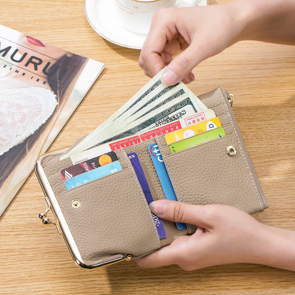 FASHION GENUINE LEATHER CLUTCH SHORT SIMPLE WALLET_CWAB3797