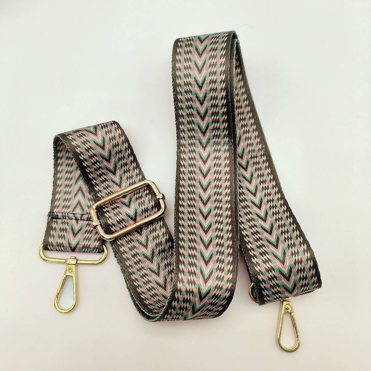 Checkered Chain Strap PU Crossbody Chest Bag_CWAB0911