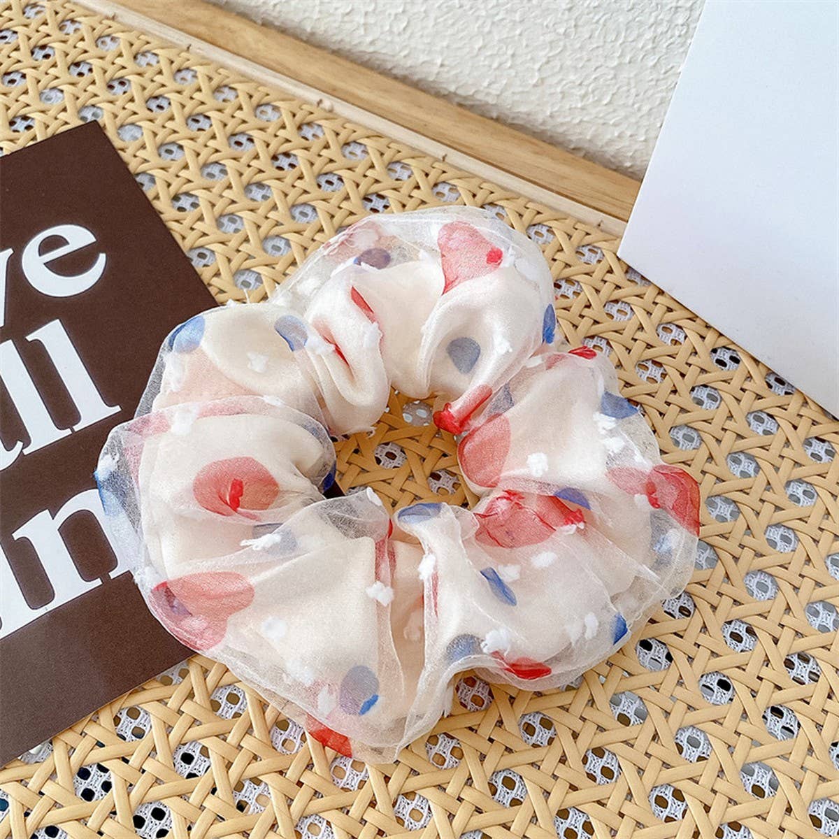 WOMEN FRESH FABRIC BROKEN FLOWER HAIR TIE_CWAHA0841