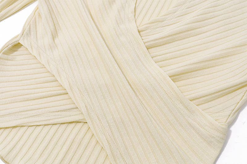 V-NECK LOW CUT THREAD FIT MIDRIFF LONG SLEEVE TOP