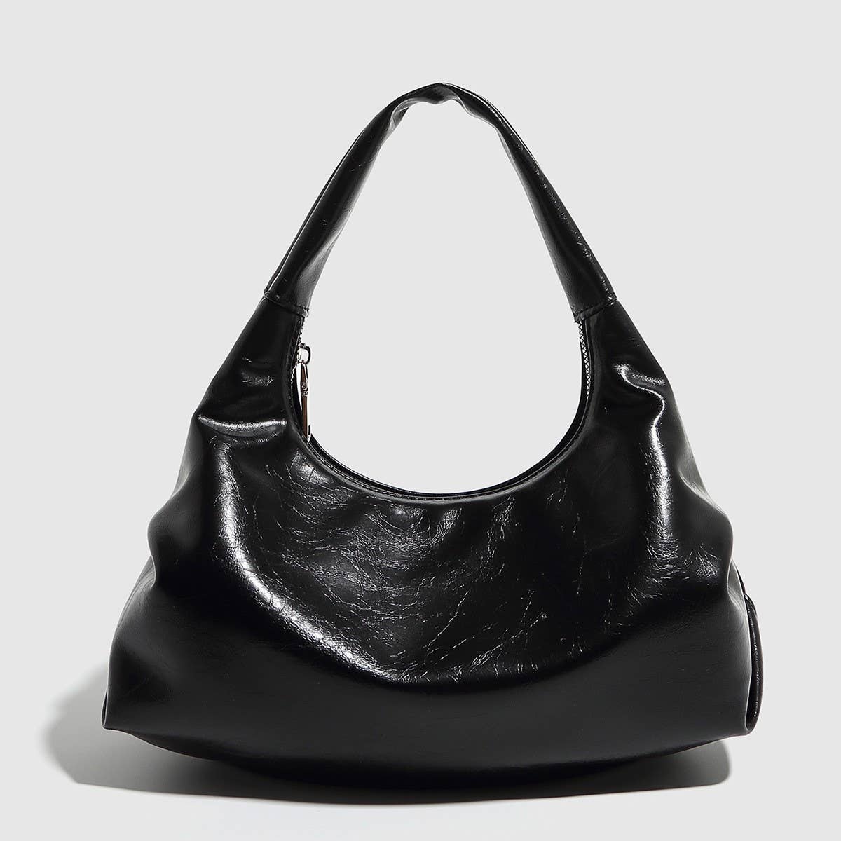 Elegant Black Ruched Cloud Dumpling Bag_CWAB5696
