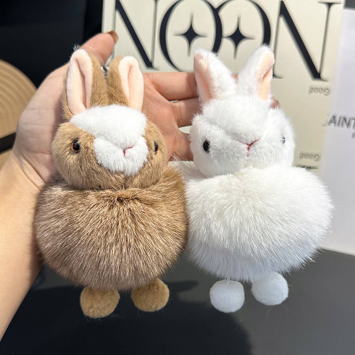 CUTE BUNNY CAR KEYCHAIN PENDANT ACCESSORIES