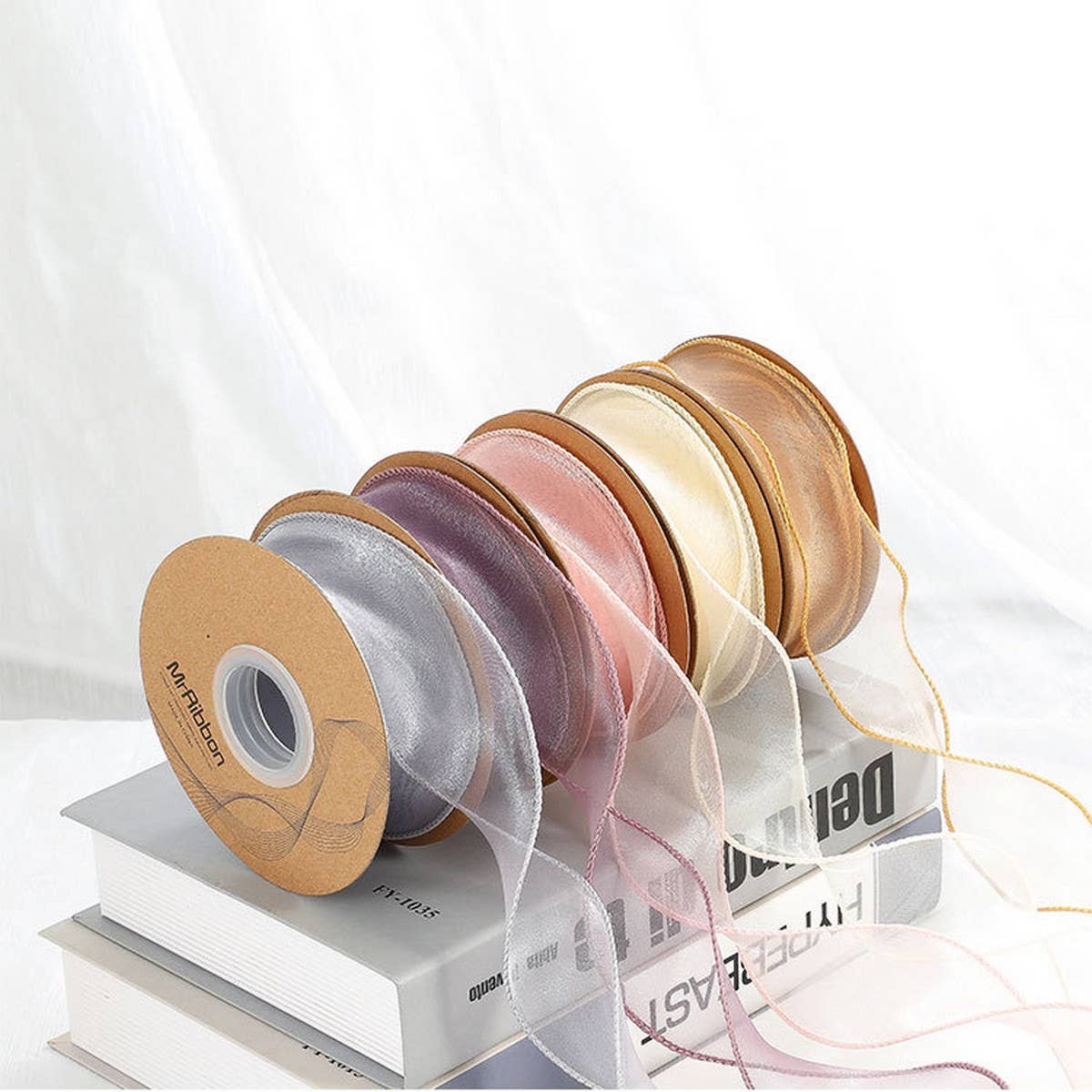 PLAIN FISHTAIL ORGANZA WITH FLORAL BINDINGDIYRIBBON_CWMM5788