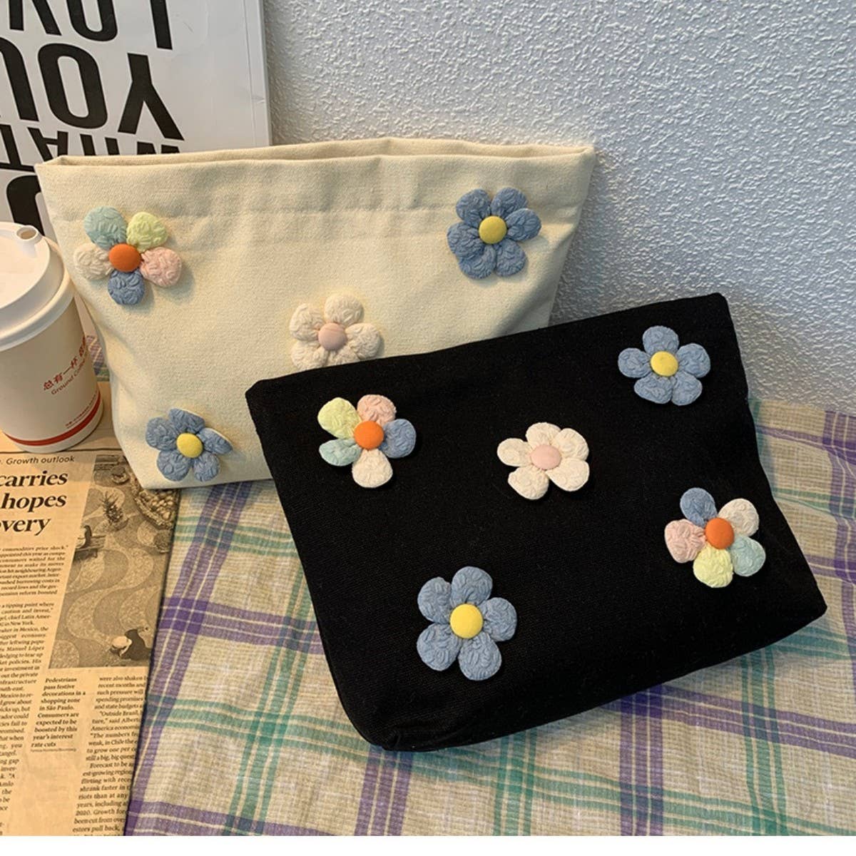 NEW DAISY STAMEN LARGE CAPACITY COSMETIC BAG_CWAB2128