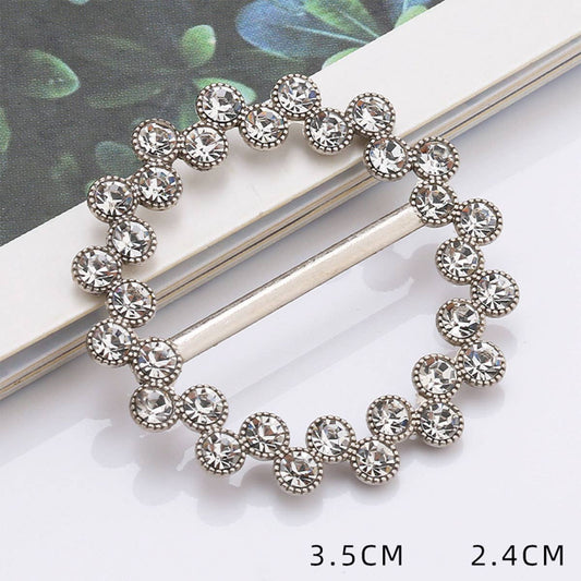 ROUND DIAMOND EDGE SCARF RING WITH NO UPKEEP