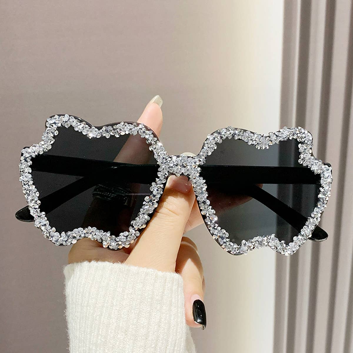 WOMEN DIAMOND TRANSPARENT SUNGLASSES