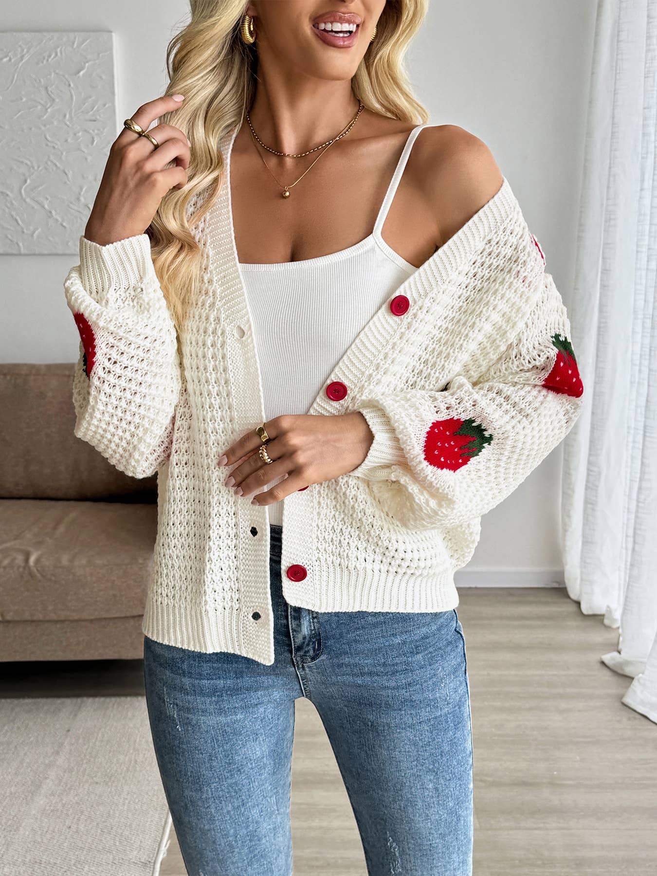 Versatile strawberry jacquard loose cardigan