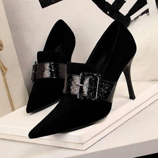 WOMEN DEEP HIGH HEELS WITH BELT BUCKLE