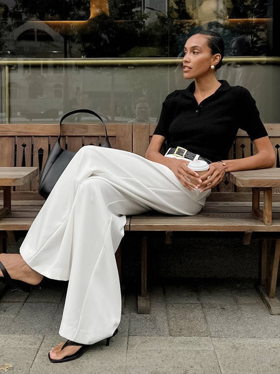 High-waisted wide-leg pants for stylish commuting