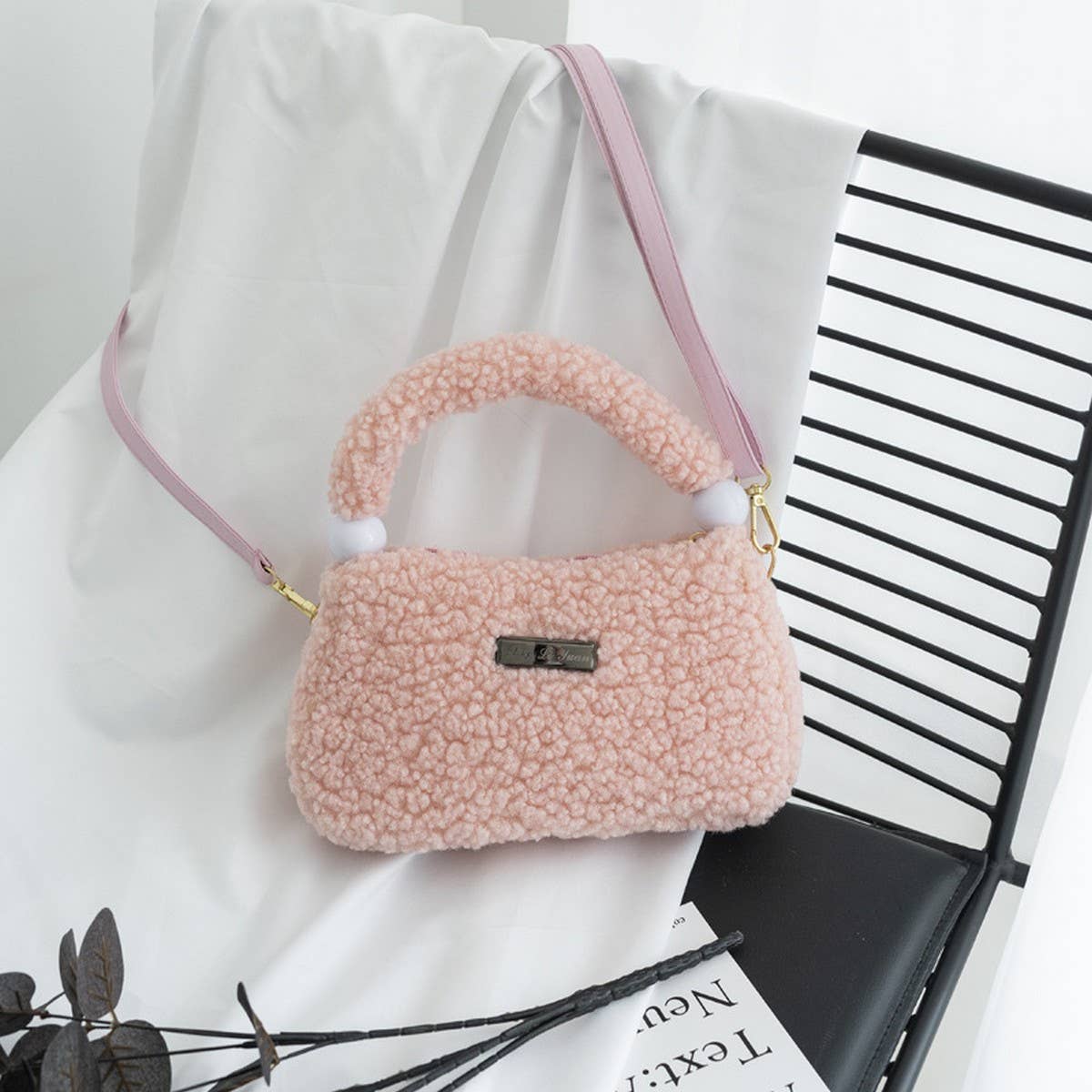 WINTER FASHION ONE-SHOULDER CROSSBODY PLUSH BAG_CWAB3934