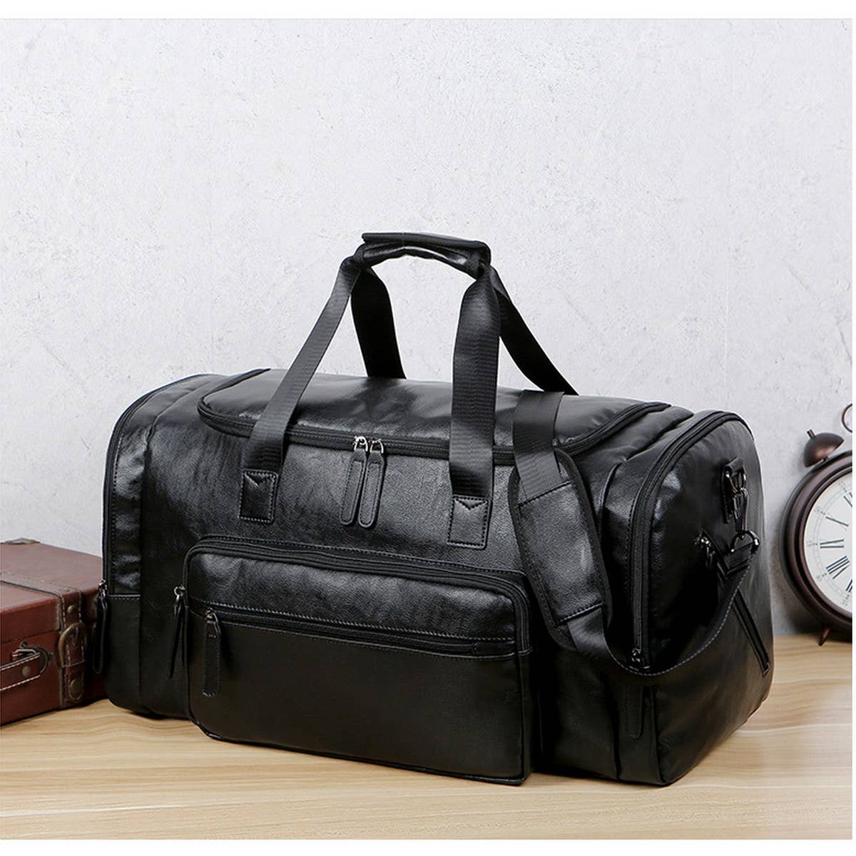 Large Waterproof Travel Bag with L Initial_CWAB5165