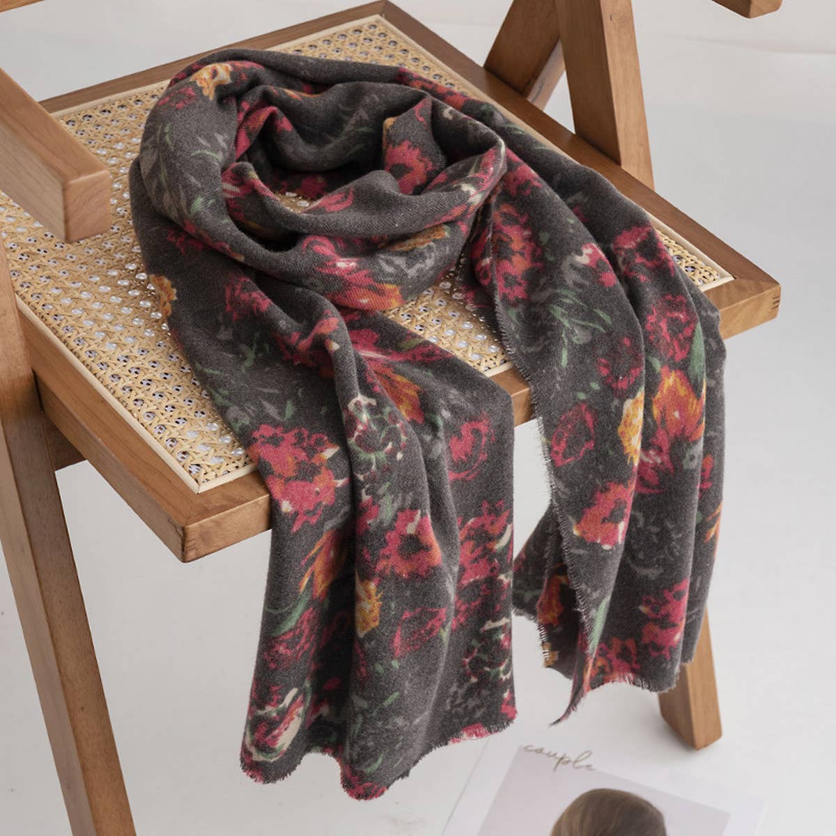 WOMEN RETRO WARM ROSE PRINT SCARF