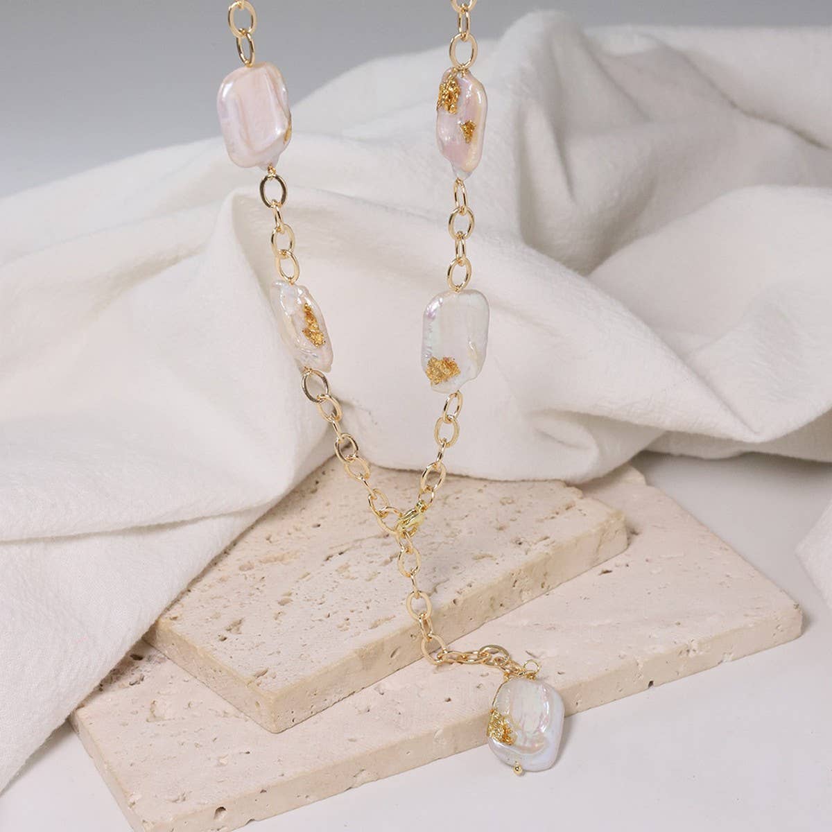 SIMPLE AND STYLISH ALL-MATCH PEARL NECKLACE