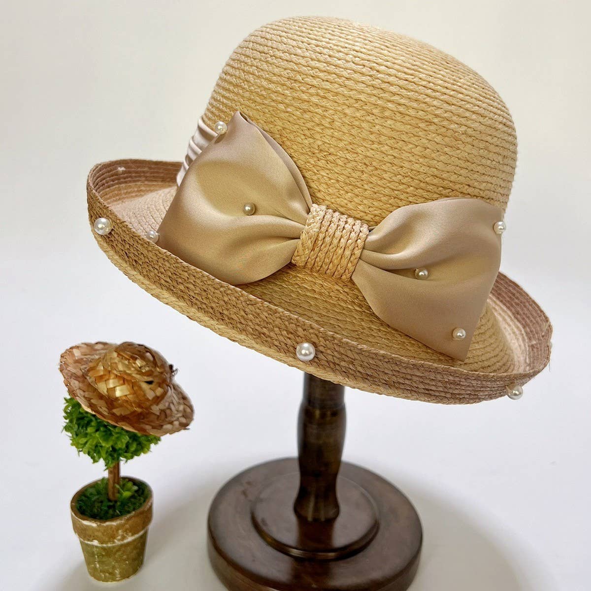 Stylish and fashionable sun protection straw hat_CWAH3591