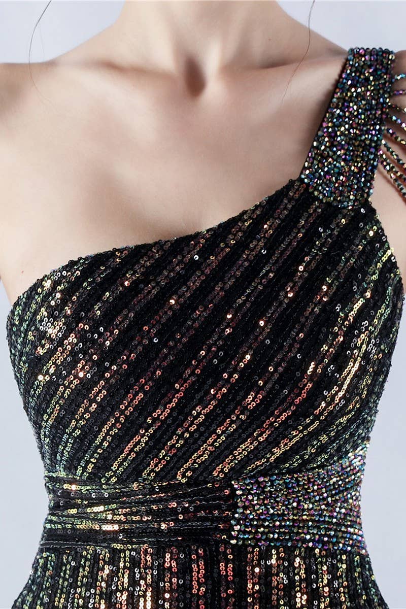 CWDMD4826_ONE-SHOULDER OFF-SHOULDER HIGH-SLIT SEQUINED DRESS