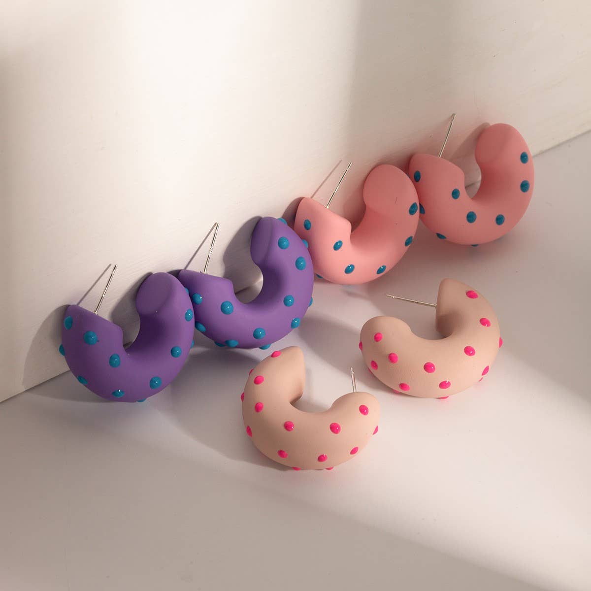 PERSONALIZED FASHIONABLE C-SHAPED EARRINGS_CWAJE1361