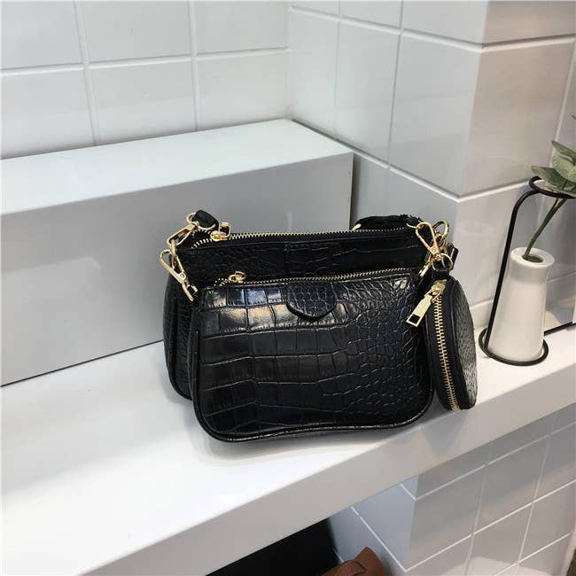 Crocodile-patterned PU small shoulder bag
