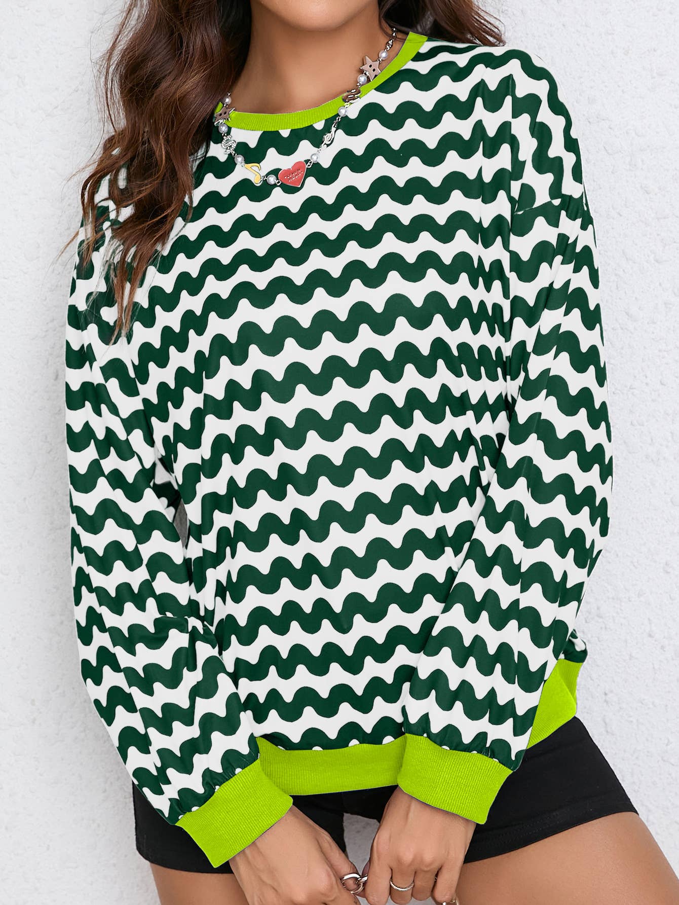 Wavy color-blocked long-sleeved sweatshirt