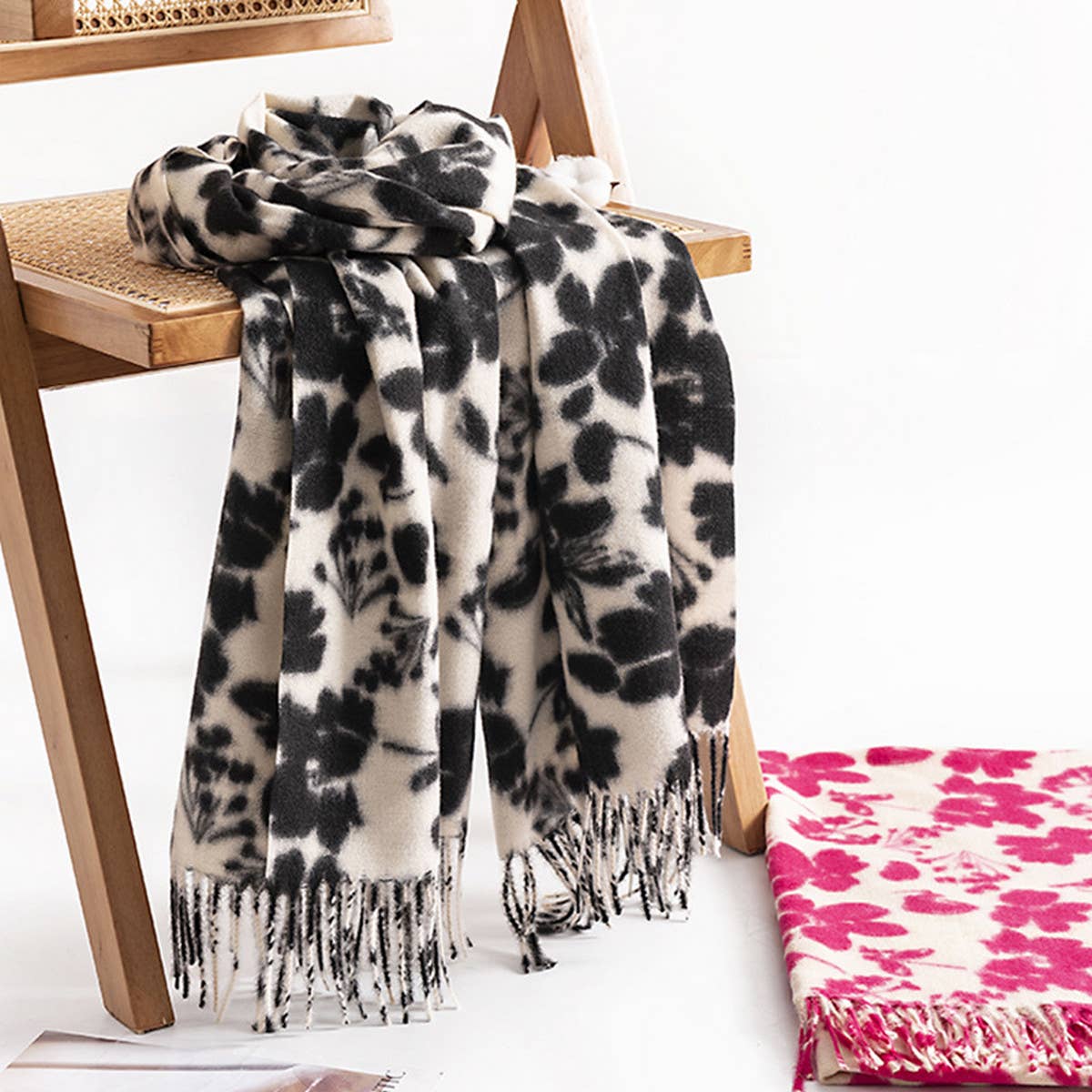 Rose Print Faux Cashmere Scarf for Women - Winter