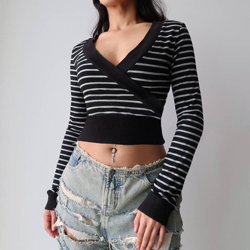 V-NECK SLIM CROP STRIPE COLOR CONTRAST T-SHIRT