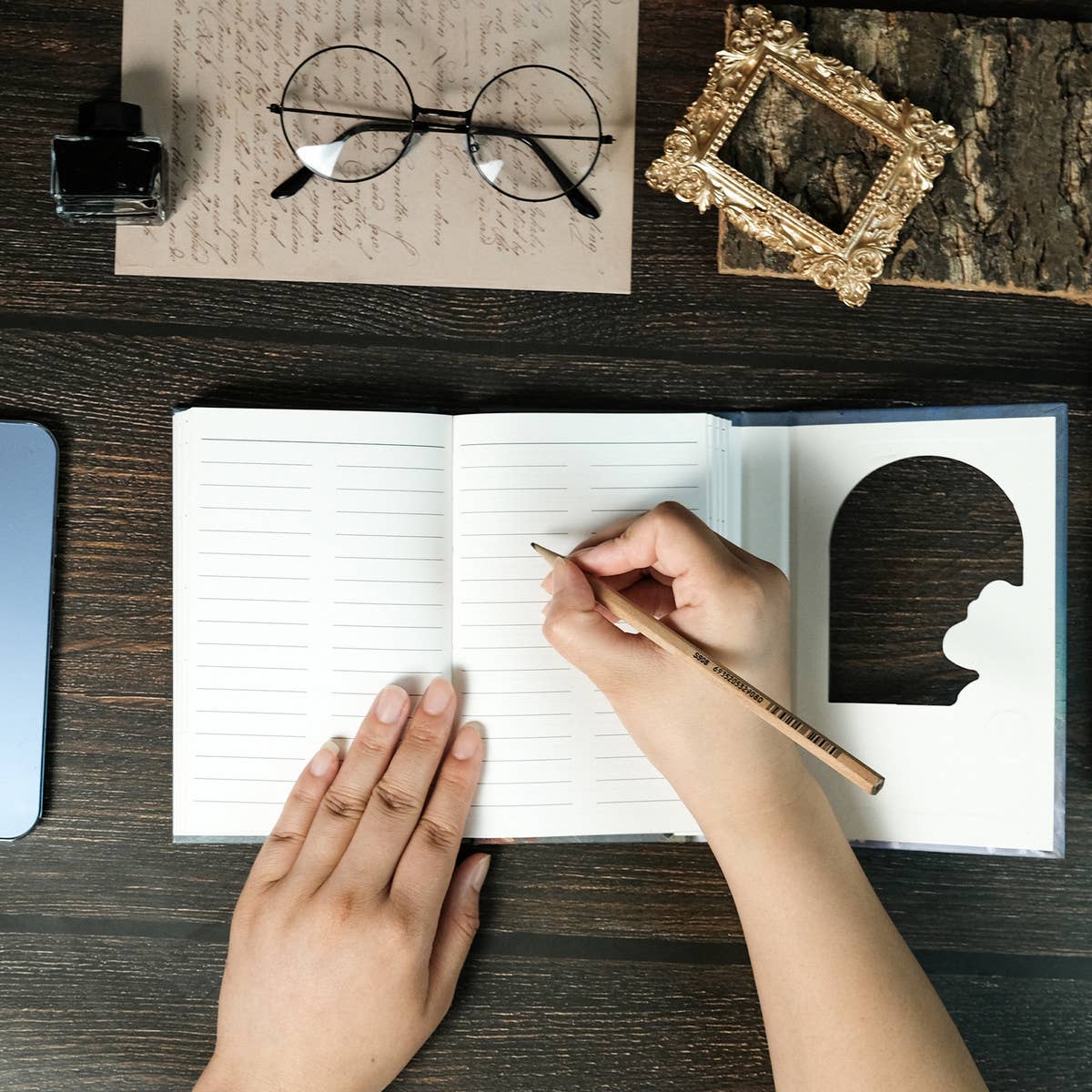 VINTAGE OIL PAINTING GIRL COVER NOTEBOOK