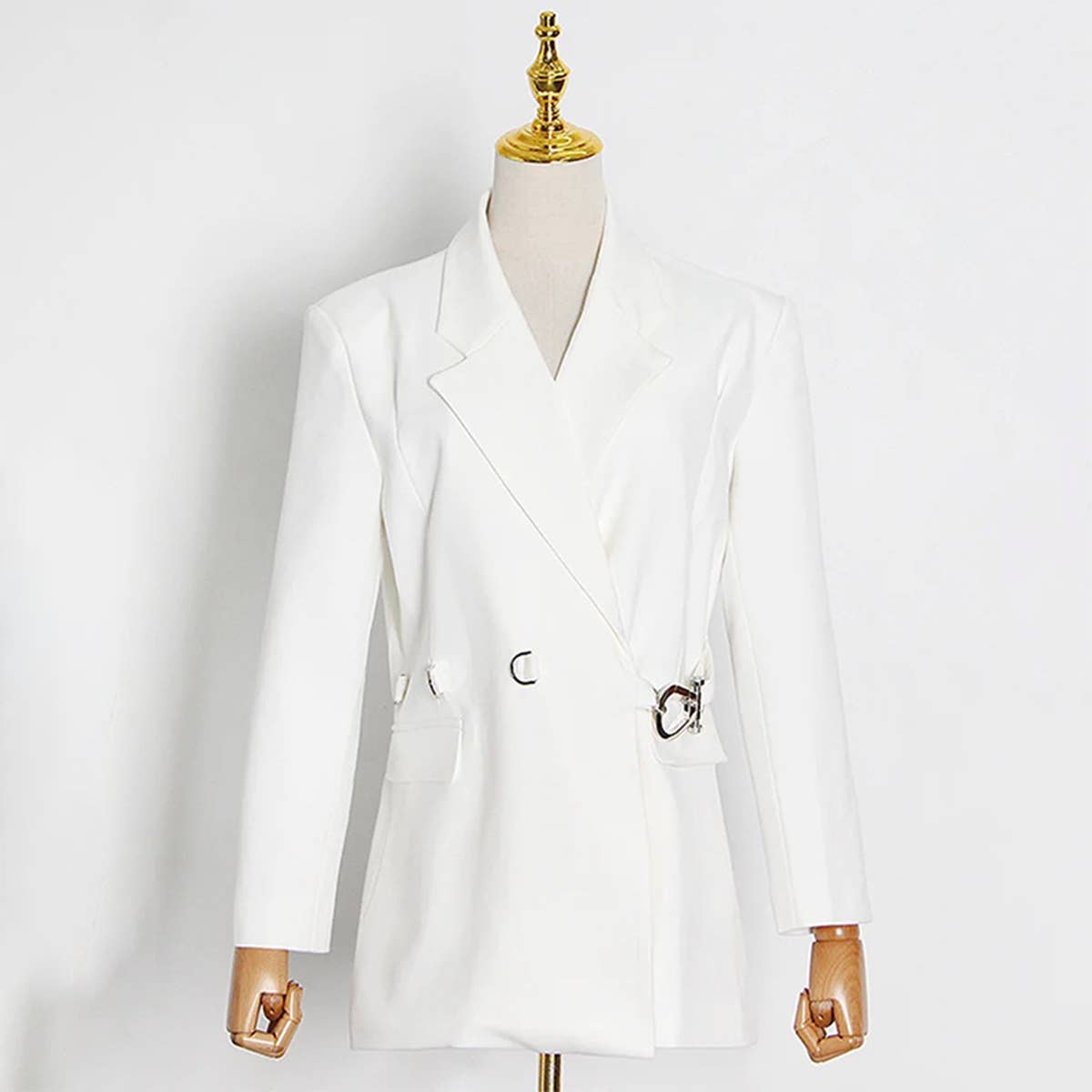 Elegant Belted Blazer ? Slim Vintage Fit