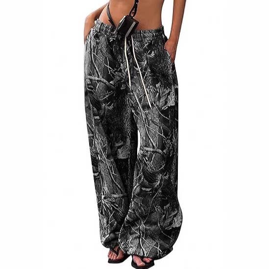 Waisted camouflage printed wide-leg pants