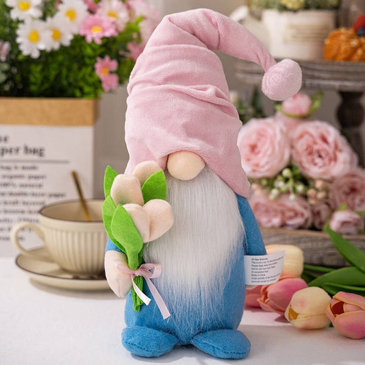 CWMM10346_TULIP GNOME DOLL WITH HEART RUDOLPH DECOR