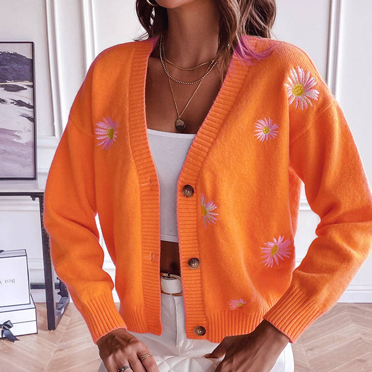 LITTLE CHRYSANTHEMUM EMBROIDERY V-NECK SWEATER