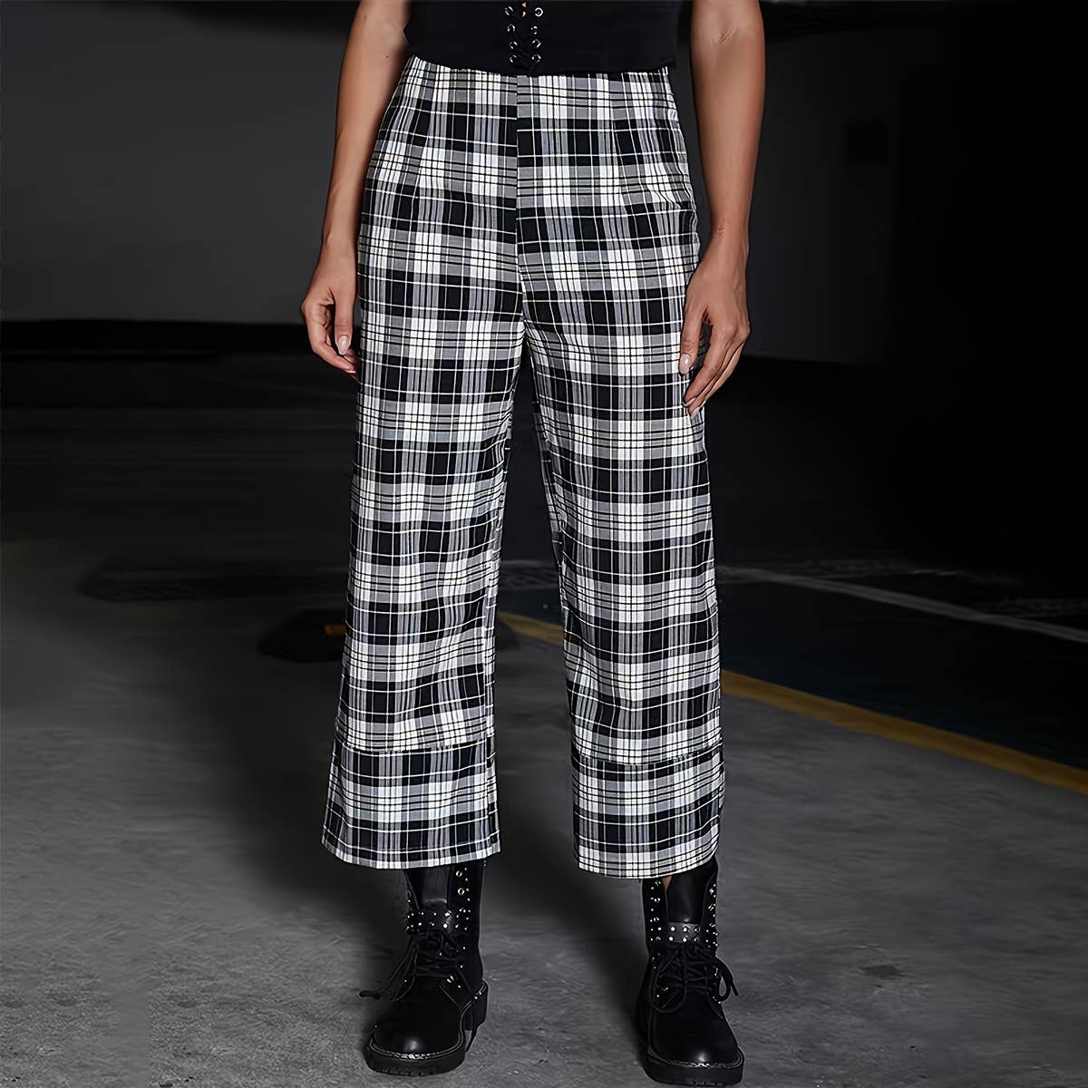 PLAID LOOSE CASUAL STRAIGHT LEG SEVEN POINT PANTS