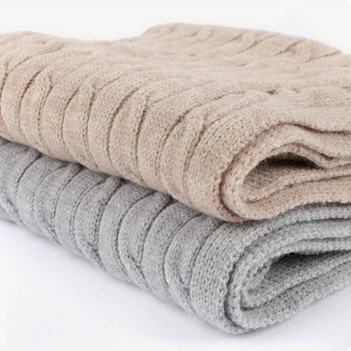 NEW KNITTED HAT, SCARF AND GLOVES THREE-PIECE SET