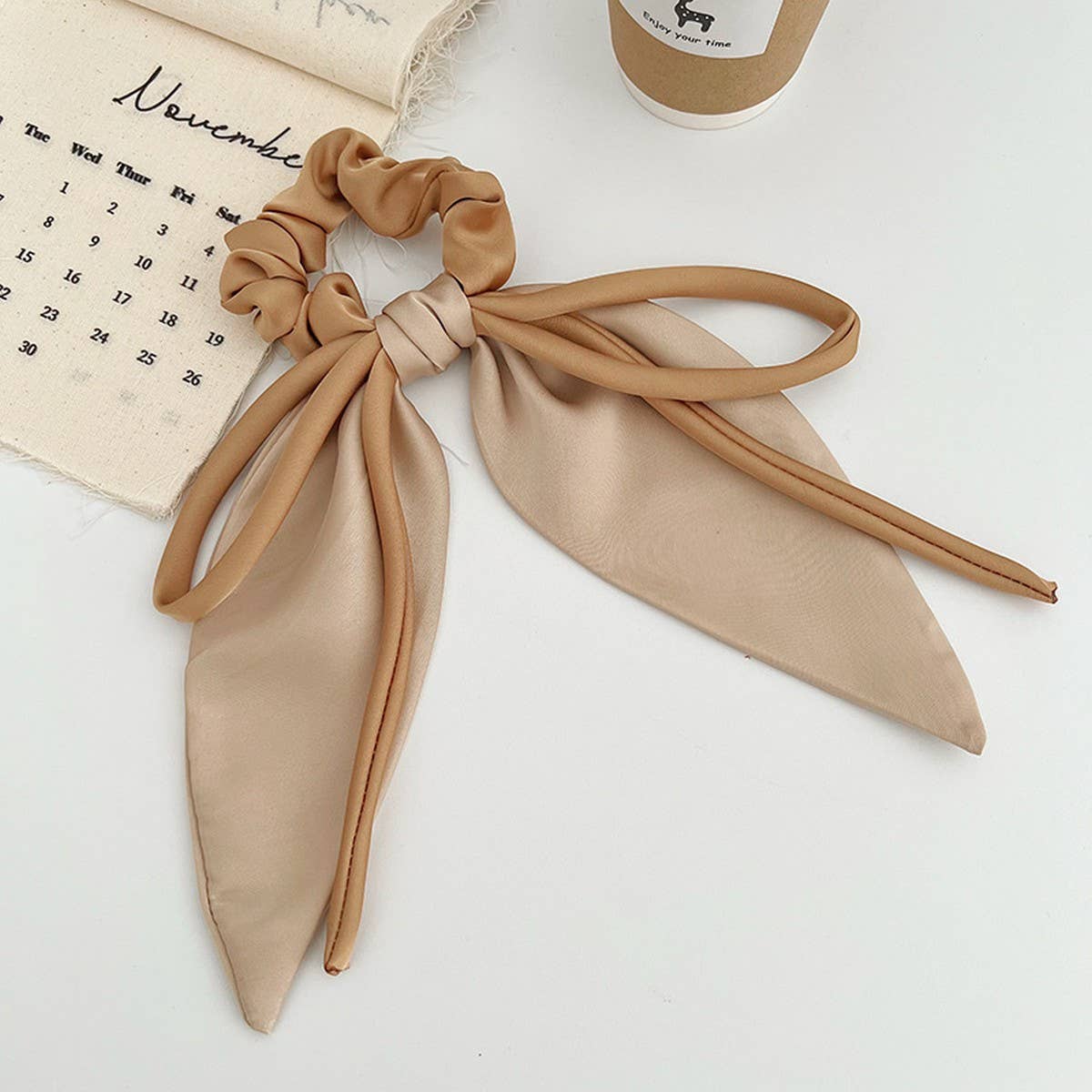 FRENCH BOW TEMPERAMENT HAIRTIES_CWAHA1194