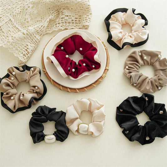 BEADED LARGE INTESTINE HAIR RING SCRUNCHIES_CWAHA2881
