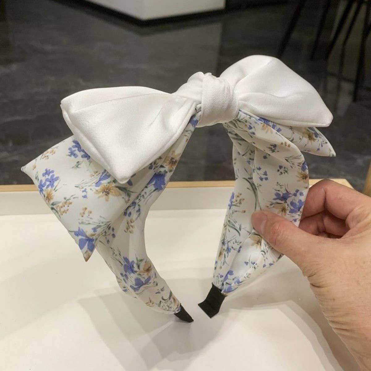 SIMPLE AND FRESH CONTRAST COLOR BOW HEADBAND