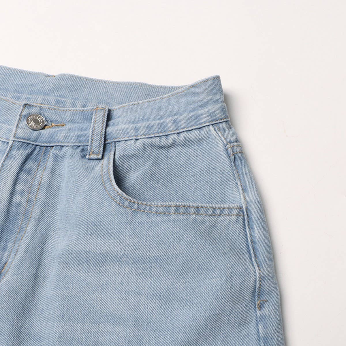 MID RISE MULTI POCKET DESIGN STRAIGHT LEG JEANS