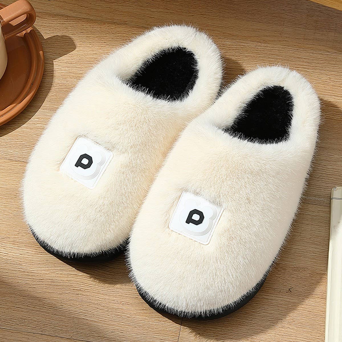 MINIMALIST WARM COMFY FLUFFY BEDROOM SLIPPERS