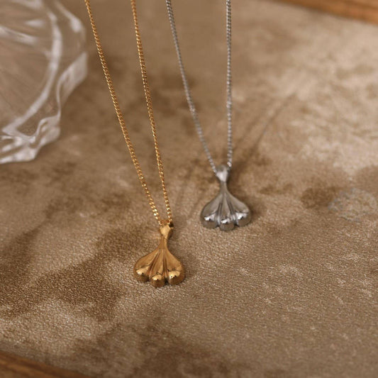 Small skirt fan-shaped teardrop necklace_CWMM5585