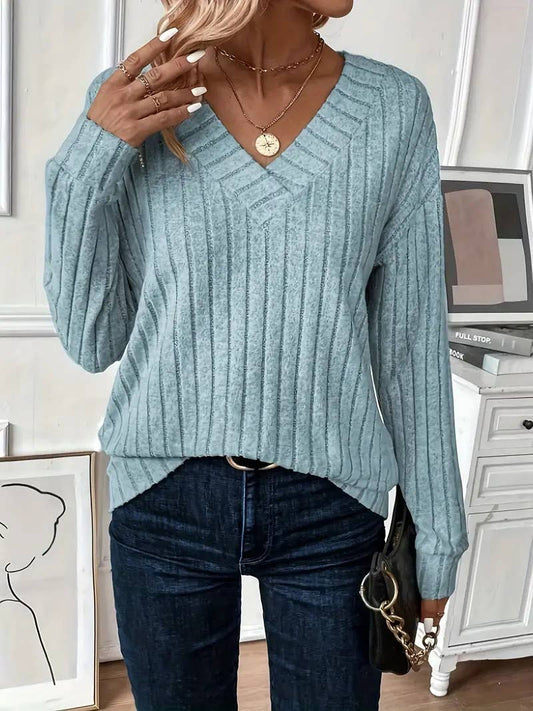 Solid-color long-sleeved V-neck knitted T-shirt