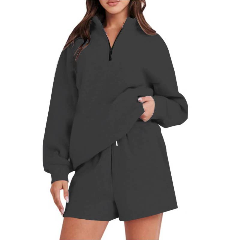 Pocket solid-color shorts and hoodie set