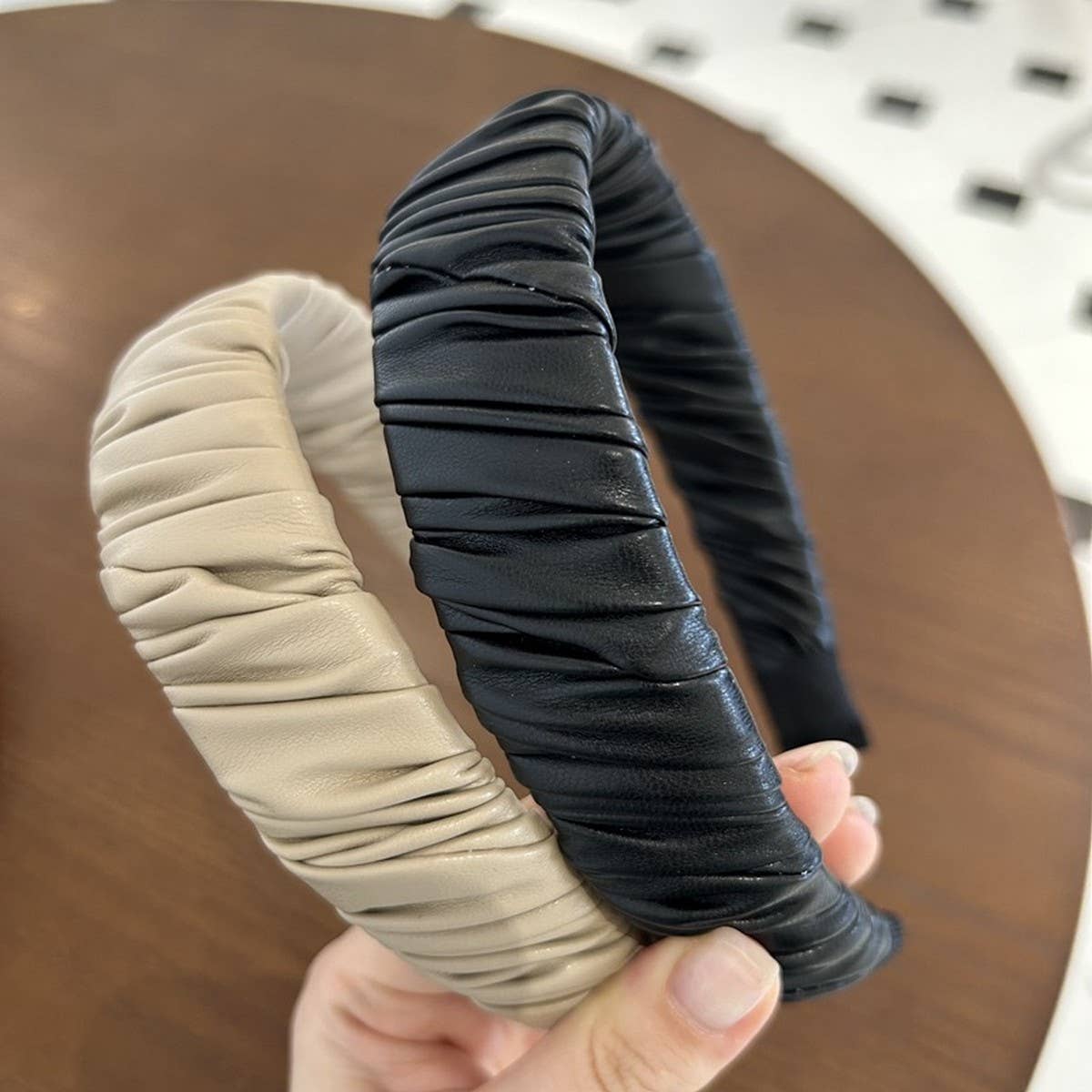 FRENCH STYLE RETRO PLEATED WIDE BRIM HEADBAND