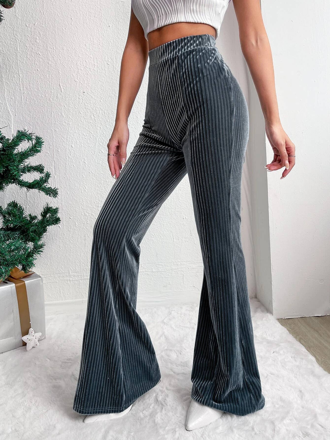 CORDUSTER FLARES SOLID COLOR WIDE-LEG PANTS