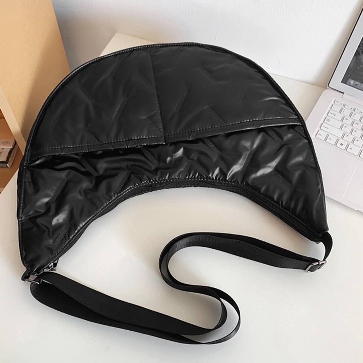 FASHIONABLE TEXTURE PEARL COTTON SHOULDER BAG_CWAB1774