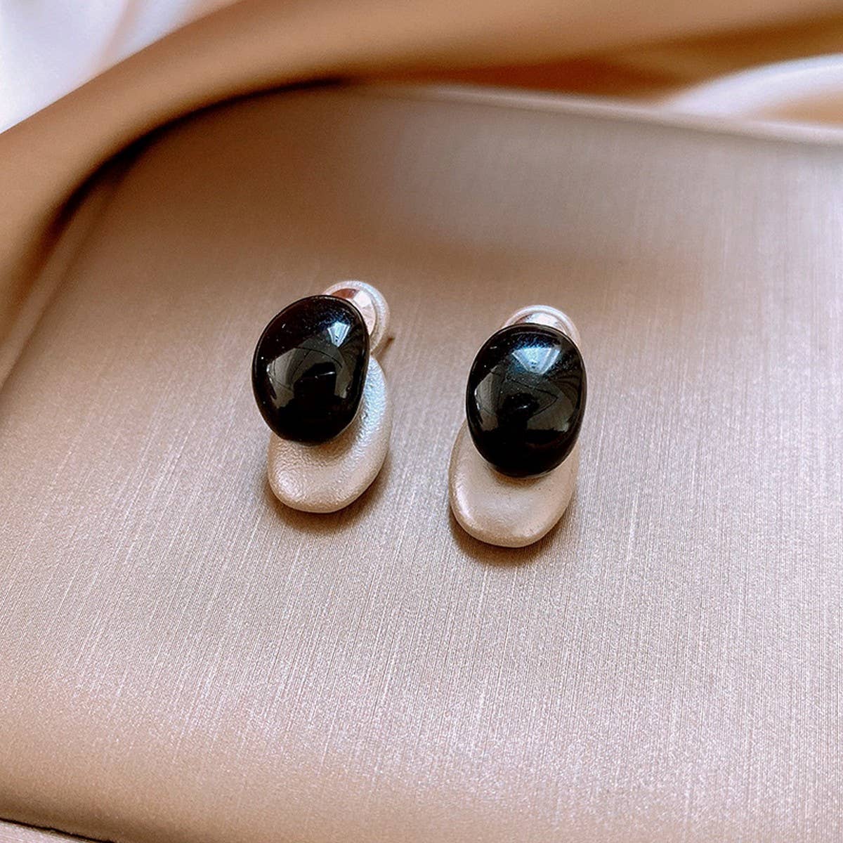 FASHION OVAL TEARDROP PERSONALITY EARRINGS_CWASC1327