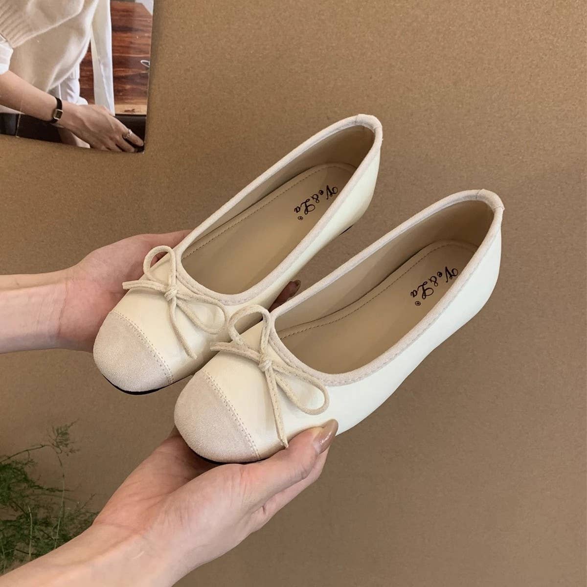 Red Wedge Round Toe Slip-On Ballet Flats_CWSHF0125